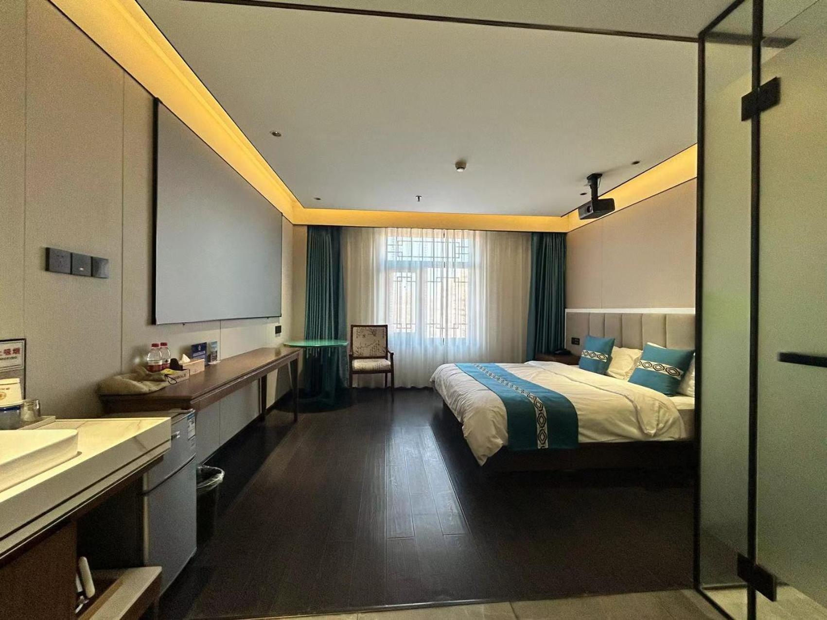 Beijing Tangfu Hotel - Located In The City Center Adjacent To The Subway Station Close To Nanluoguxiang Gulou Lama Temple Tiananmen Square Forbidden City Temple Of Heaven Providing Laundry Car Rental And Ticketing Services Exterior foto
