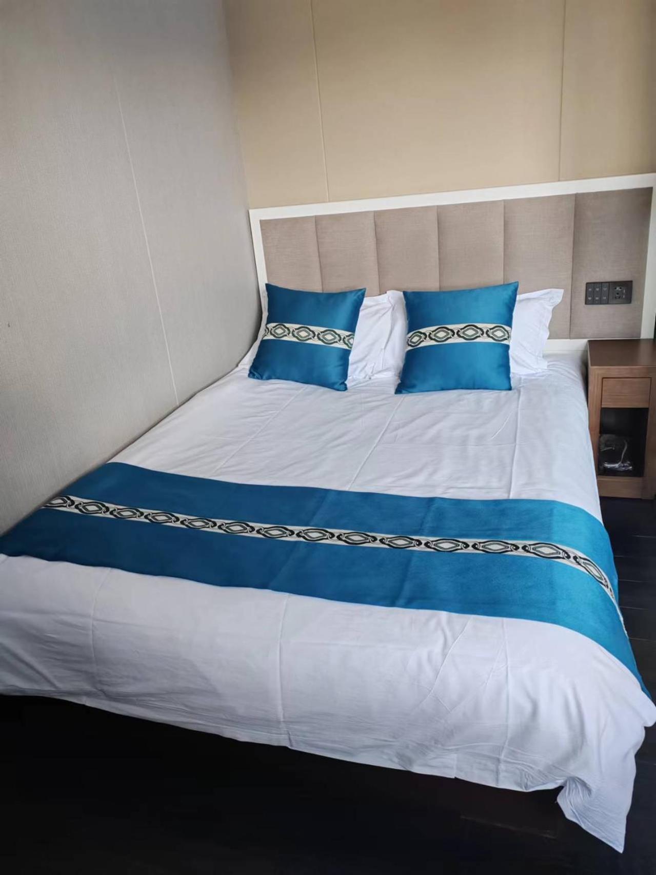 Beijing Tangfu Hotel - Located In The City Center Adjacent To The Subway Station Close To Nanluoguxiang Gulou Lama Temple Tiananmen Square Forbidden City Temple Of Heaven Providing Laundry Car Rental And Ticketing Services Exterior foto